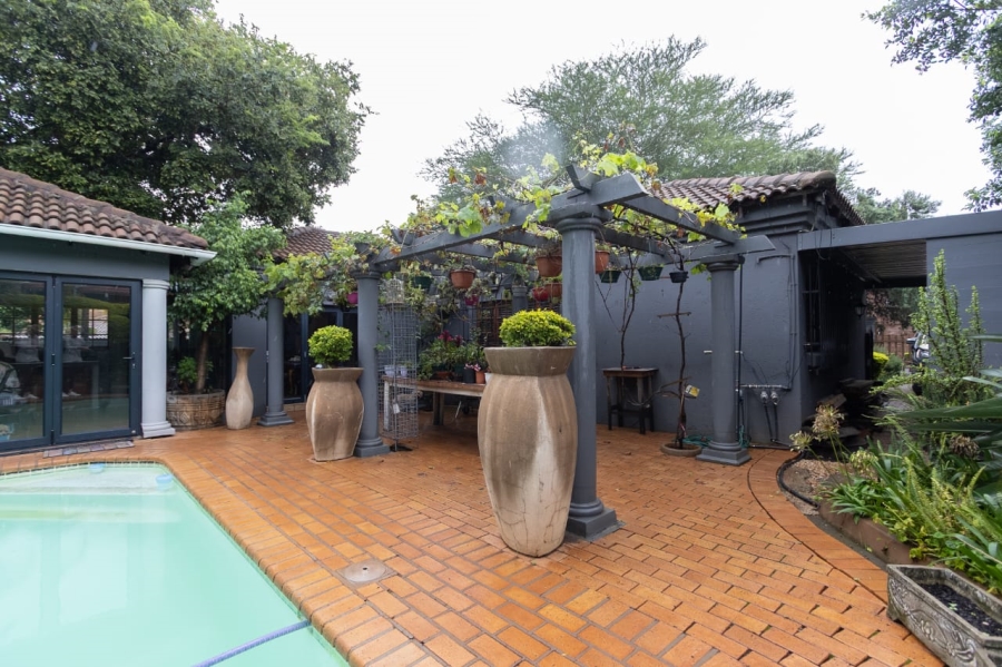 3 Bedroom Property for Sale in Safari Gardens North West